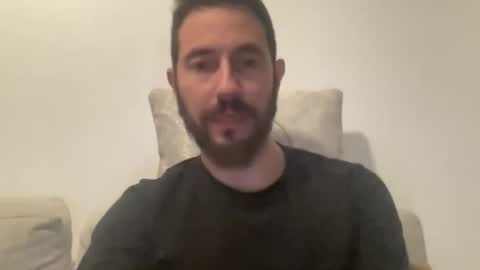 spainmenhot69 online show from December 27, 6:42 pm