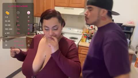 spanishcouple4255 online show from November 25, 9:13 pm