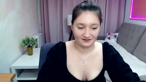 Ilona online show from February 9, 11:36 am