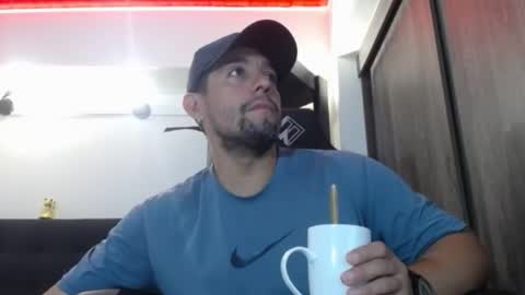     online show from March 25, 4:41 am