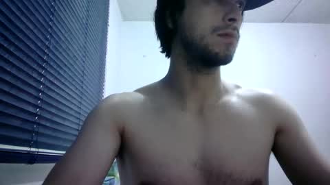 sperm_donor94 online show from April 20, 8:01 pm