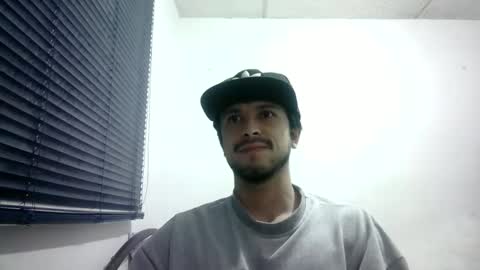 sperm_donor94 online show from October 8, 2:51 am