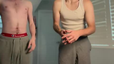 spicey_twins_tv online show from October 15, 10:54 pm