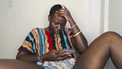 Spicey online show from November 13, 7:33 am