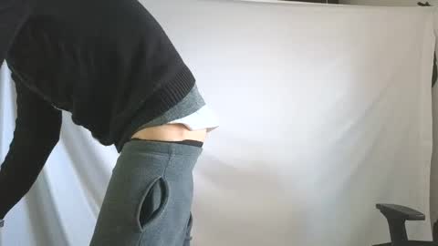 Marco. When Im offline you can view premium content in bio online show from March 31, 8:48 am