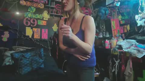 Daddy  His Splash Queen online show from April 6, 4:46 am