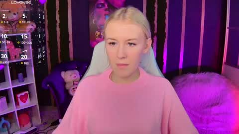 Vetta online show from April 8, 12:30 pm