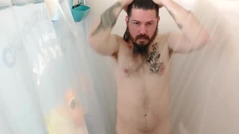 Snapshot of squ1rtl3cb chatting on January 2, 11:31 am squ1rtl3cb online show from January 2, 11:31 am