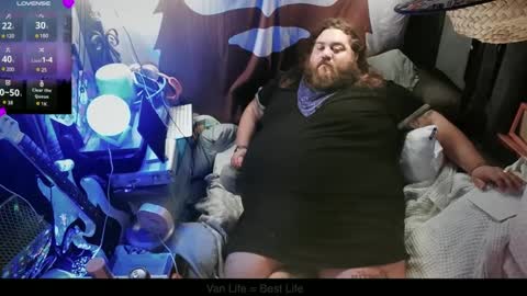 Your Pal Squeaks online show from December 15, 4:51 am