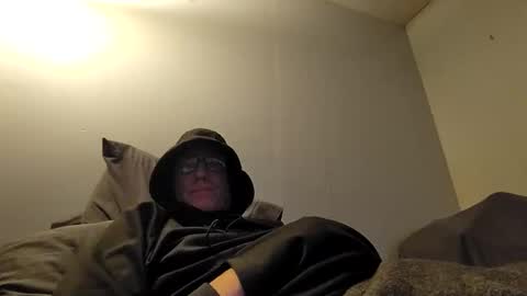 squeeze_it_out online show from December 14, 8:26 pm