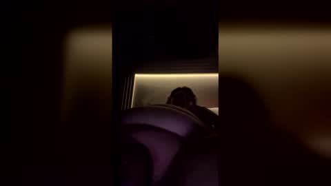 squirt95 online show from March 2, 6:14 am