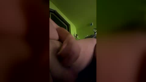 squirtlover68218 online show from April 27, 11:35 pm