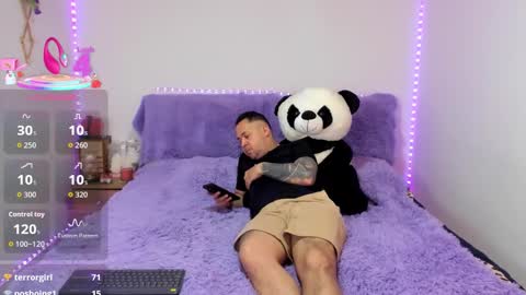 Snapshot of sr_eduard chatting on September 12, 1:18 am sr_eduard online show from September 12, 1:18 am