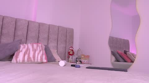 samantha online show from December 13, 7:53 pm