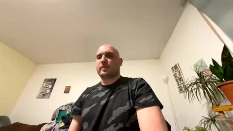 sta13 online show from May 14, 8:29 pm