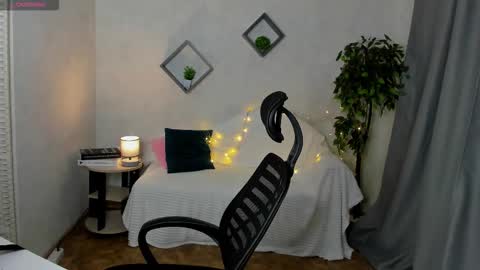 Snapshot of stacey__doll chatting on October 8, 1:57 am stacey__doll online show from October 8, 1:57 am