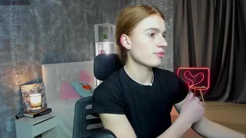 Snapshot of stacey__doll chatting on October 14, 1:41 am stacey__doll online show from October 14, 1:41 am