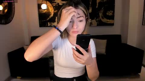 Stacy Woods online show from July 4, 11:47 am