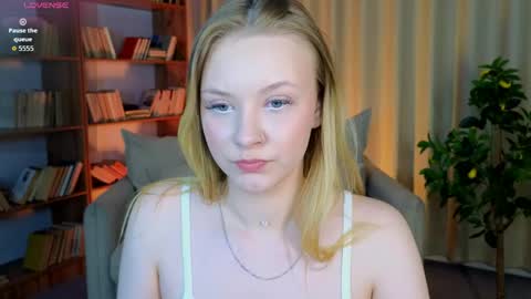 Stacey online show from June 1, 10:27 am