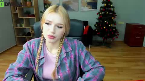 Stacy Western online show from January 16, 8:01 am