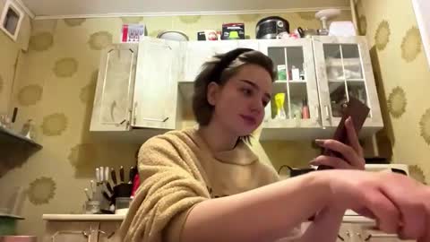 Emma online show from March 7, 10:10 pm