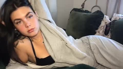 Snapshot of stacywithuu chatting on September 19, 5:38 pm Stacy online show from September 19, 5:38 pm