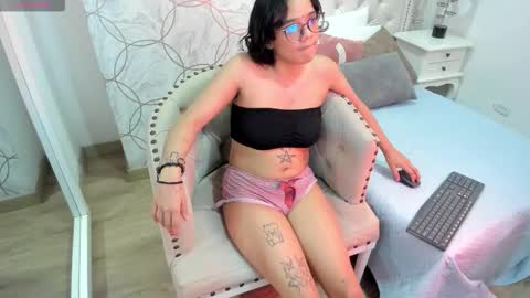 star angel  online show from February 14, 12:02 am