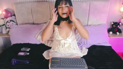 stardoll_ online show from April 18, 2:52 pm