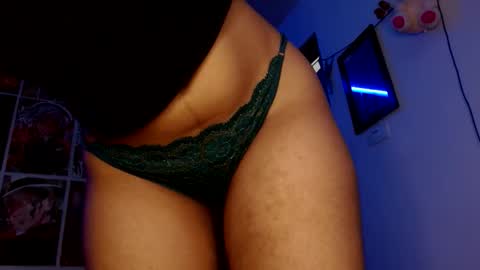      online show from November 5, 4:42 pm