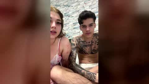 staywithuss online show from April 19, 10:56 pm