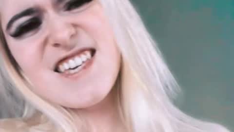 stef_nicks online show from March 1, 9:35 am