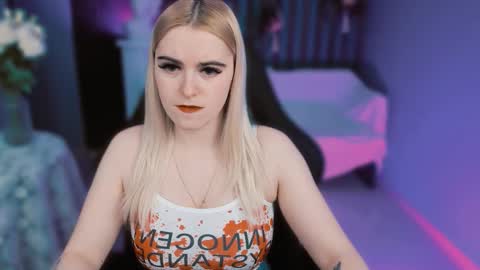 stef_nicks online show from February 27, 9:13 am