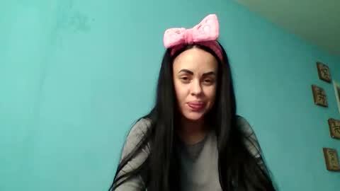 Snapshot of stefaniyax chatting on October 23, 10:50 am stefaniyax online show from October 23, 10:50 am