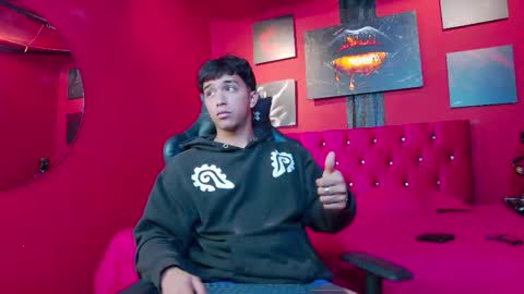 Stefano online show from December 17, 7:31 pm