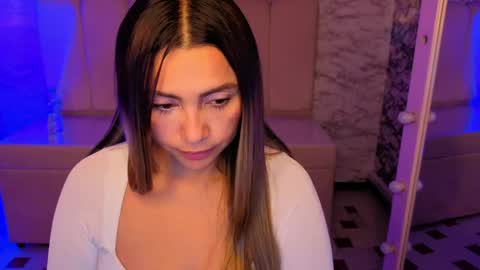 steffany_v online show from April 14, 10:02 pm