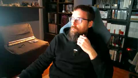 MeStef online show from April 15, 7:16 pm