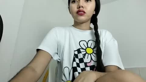 stefany online show from February 10, 5:47 am