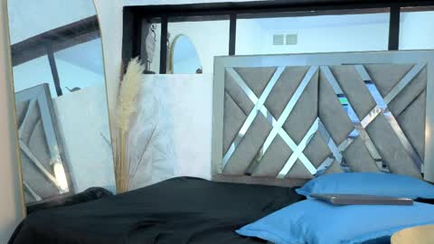 Steicy online show from April 10, 4:55 pm