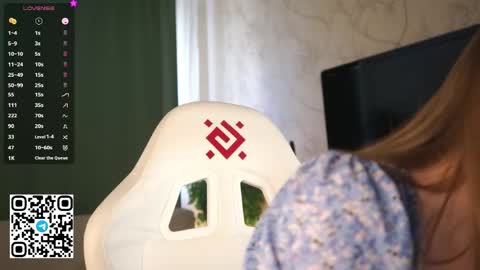 Stella online show from April 14, 9:56 am