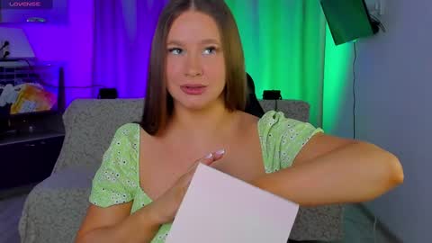 Snapshot of stella_pretty0 chatting on March 7, 8:00 pm Stella online show from March 7, 8:00 pm