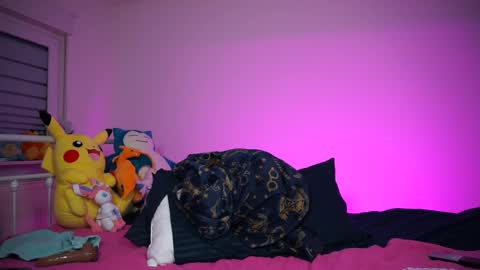 StellaCinderella online show from December 5, 3:21 pm