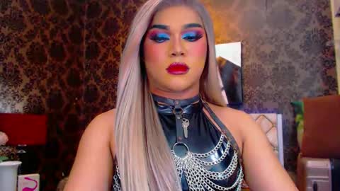 Snapshot of stellagrayts chatting on February 3, 3:49 pm CALL ME STELLA online show from February 3, 3:49 pm
