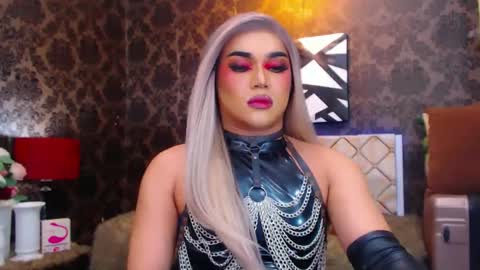 Snapshot of stellagrayts chatting on February 13, 12:32 pm CALL ME STELLA online show from February 13, 12:32 pm