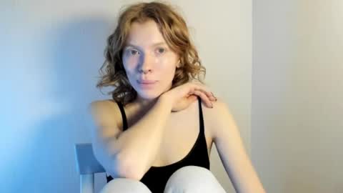 S T E L L A online show from November 13, 11:02 am