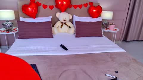 Stella online show from February 14, 6:38 am