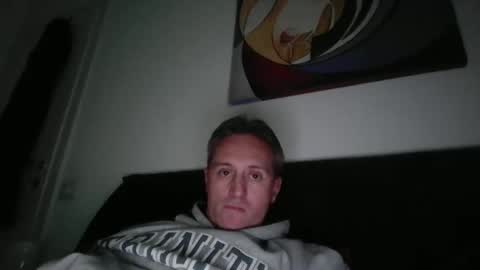 sten015 online show from February 19, 1:54 pm