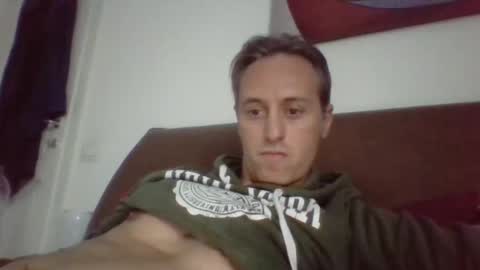 sten015 online show from December 5, 3:01 pm