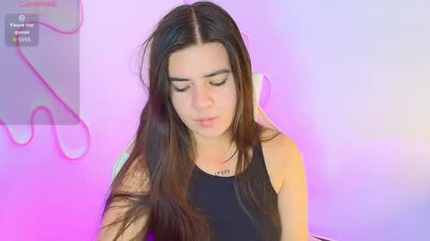 Emma online show from April 21, 11:23 pm