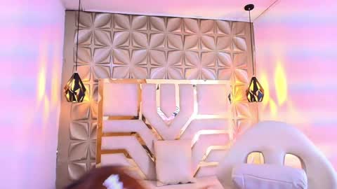 Stephaniesun  online show from April 9, 12:55 pm