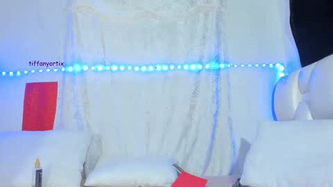 Anny online show from February 25, 8:29 am